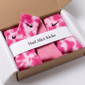 pink tie dyed nike crew socks giftpack
